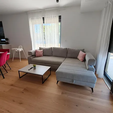 Apartment Gt4 Ruby *